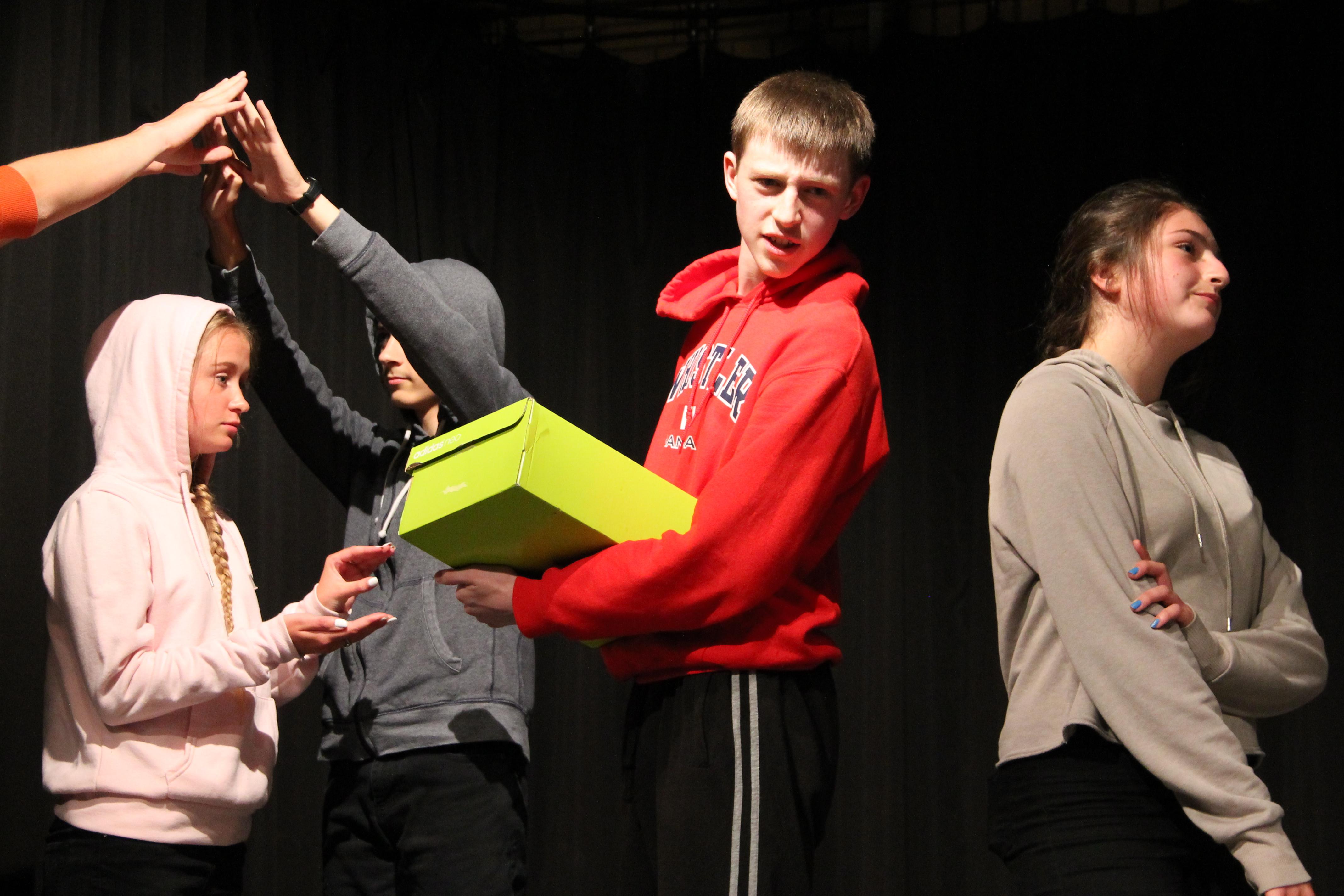 Int-5.JPG#asset:1850